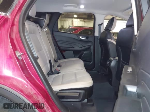 ✅ 2022 Ford Escape Titanium • VIN: 1FMCU9J92NUA25805 • Лот: 43556938. Опубликован ранее на IAAI с пробегом 117 467 миль. Бесплатный доступ к архиву аукционных продаж из США и подробный отчёт об истории автомобиля на DreamBid. Изображение 8.