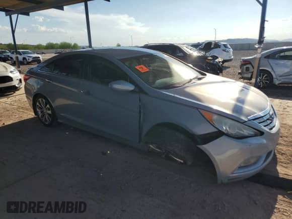 2013 Hyundai Sonata SE с VIN 5NPEC4AC2DH790780, выставлен на аукционе Copart как лот 71480605 с пробегом Не указан миль и Списание • Salvage title. История ставок и продаж доступна на DreamBid. Изображение 4.