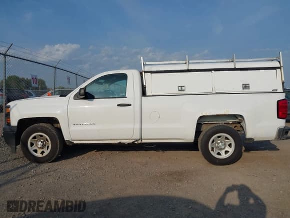 ✅ 2014 Chevrolet Silverado 1500 Work Truck • VIN: 1GCNCPEH2EZ380403 • Лот: 43257822. Опубликован ранее на IAAI с пробегом 169 115 миль. Бесплатный доступ к архиву аукционных продаж из США и подробный отчёт об истории автомобиля на DreamBid. Изображение 14.