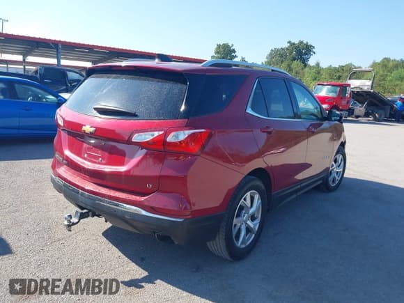 ✅ 2020 Chevrolet Equinox LT • VIN: 2GNAXLEX1L6265049 • Lot: 43398944. Wystawiony na IAAI z przebiegiem 114 185 mil. Bezpłatny archiwum sprzedaży aukcyjnych z USA i szczegółowy raport historii pojazdu na DreamBid. Zdjęcie 4.