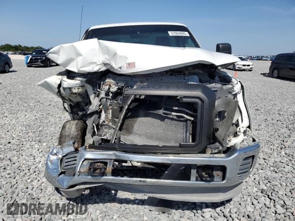 ✅ 2011 Ford F-250 XL • VIN: 1FTBF2B68BEB75977 • Lot: 57064085. Wystawiony na Copart z przebiegiem 148 448 mil. Bezpłatny archiwum sprzedaży aukcyjnych z USA i szczegółowy raport historii pojazdu na DreamBid. Zdjęcie 5.