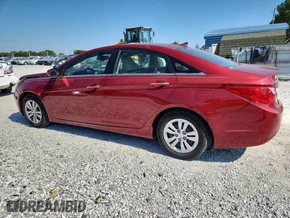 2013 Hyundai Sonata GLS z VIN 5NPEB4AC0DH574817, wystawiony jako Copart lot #85705465 z przebiegiem 246 336 mil mil oraz Czysty tytuł • Clean title. Historia ofert i sprzedaży dostępna na DreamBid. Obrazek 2.