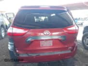 ✅ 2015 Toyota Sienna Limited • VIN: 5TDDK3DC1FS107467 • Lot: 42548047. Wystawiony na IAAI z przebiegiem 202 673 mil. Bezpłatny archiwum sprzedaży aukcyjnych z USA i szczegółowy raport historii pojazdu na DreamBid. Zdjęcie 6.