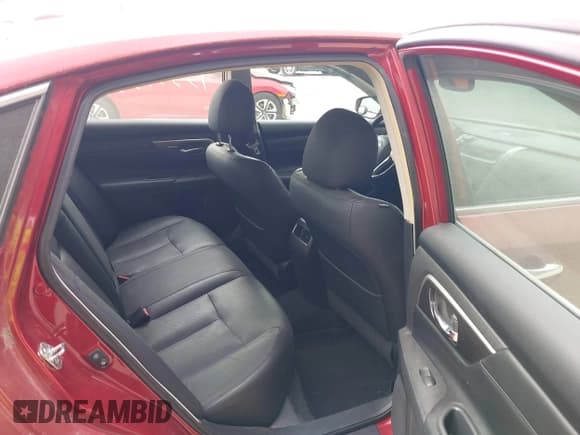 ✅ 2013 Nissan Altima SV • VIN: 1N4AL3AP3DC159761 • Lot: 43389892. Listed on IAAI with 154,280 mi. Free auction sales archive from the USA and detailed vehicle history report at DreamBid. Image 8.