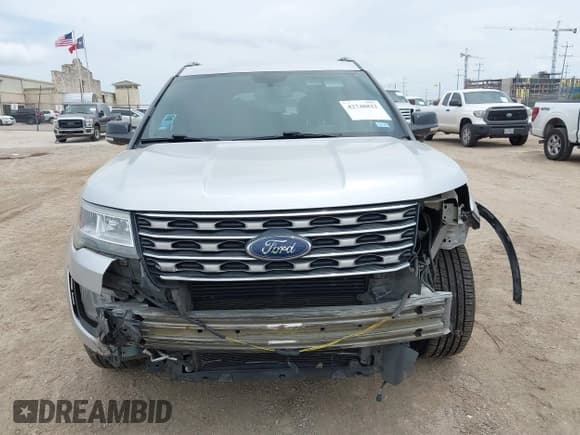 ✅ 2017 Ford Explorer XLT • VIN: 1FM5K7DH1HGC54078 • Lot: 42748822. Listed on IAAI with 136,356 mi. Free auction sales archive from the USA and detailed vehicle history report at DreamBid. Image 13.