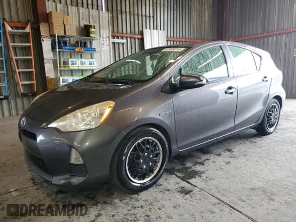✅ 2013 Toyota Prius Two • VIN: JTDKDTB37D1051579 • Lot: 92955015. Listed on Copart with 22,527 mi. Free auction sales archive from the USA and detailed vehicle history report at DreamBid. Image 1.