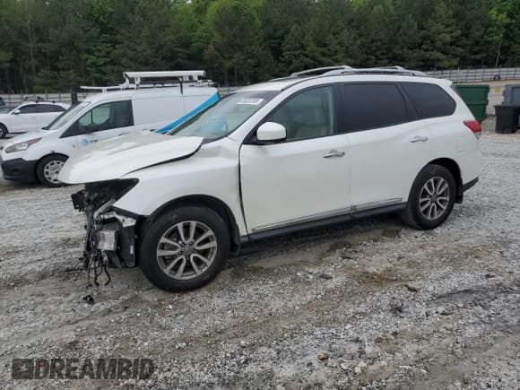 ✅ 2015 Nissan Pathfinder SL • VIN: 5N1AR2MN2FC677002 • Lot: 55322355. Wystawiony na Copart z przebiegiem Nie podano. Bezpłatny archiwum sprzedaży aukcyjnych z USA i szczegółowy raport historii pojazdu na DreamBid. Zdjęcie 1.