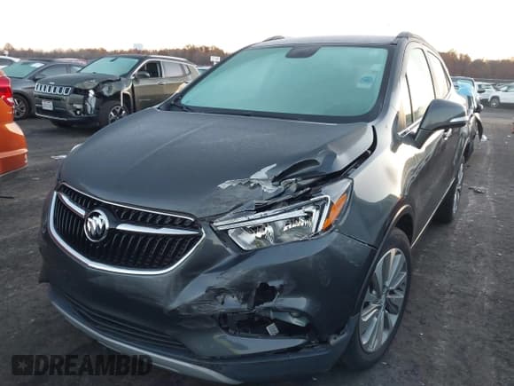 ✅ 2018 Buick Encore Preferred • VIN: KL4CJASB5JB652093 • Lot: 43665210. Wystawiony na IAAI z przebiegiem 30 208 mil. Bezpłatny archiwum sprzedaży aukcyjnych z USA i szczegółowy raport historii pojazdu na DreamBid. Zdjęcie 6.