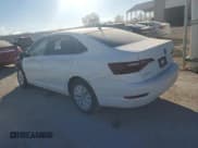 ✅ 2019 Volkswagen Jetta S • VIN: 3VWC57BU2KM153712 • Лот: 90866175. Опубликован ранее на Copart с пробегом 53 693 миль. Бесплатный доступ к архиву аукционных продаж из США и подробный отчёт об истории автомобиля на DreamBid. Изображение 2.