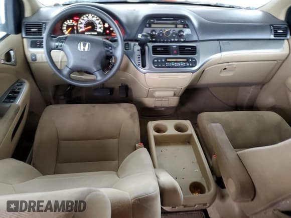 ✅ 2010 Honda Odyssey EX • VIN: 5FNRL3H45AB067462 • Lot: 53155085. Listed on Copart with 252,973 mi. Free auction sales archive from the USA and detailed vehicle history report at DreamBid. Image 8.