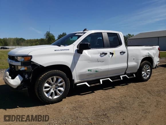 ✅ 2019 Chevrolet Silverado 1500 Custom • VIN: 1GCRYBEH5KZ384382 • Lot: 69638704. Wystawiony na Copart z przebiegiem 33 263 mil. Bezpłatny archiwum sprzedaży aukcyjnych z USA i szczegółowy raport historii pojazdu na DreamBid. Zdjęcie 1.