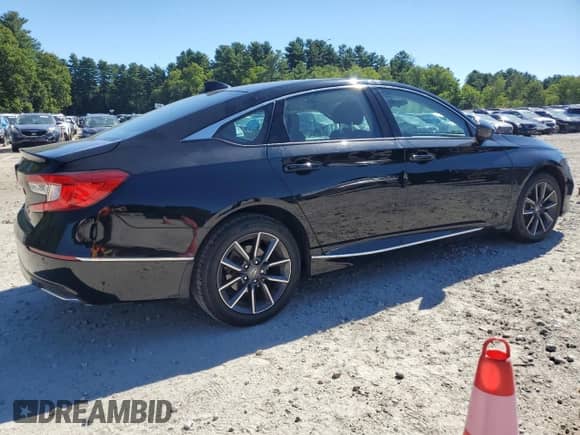 2022 Honda Accord EX-L with VIN 1HGCV1F57NA026363, listed as a Copart auction lot 70476965 with 47,511 mi miles and Salvage title. Bid and sale history available at DreamBid. Image 3.