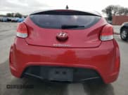 ✅ 2015 Hyundai Veloster • VIN: KMHTC6AD0FU233236 • Lot: 85442424. Wystawiony na Copart z przebiegiem 99 858 mil. Bezpłatny archiwum sprzedaży aukcyjnych z USA i szczegółowy raport historii pojazdu na DreamBid. Zdjęcie 6.