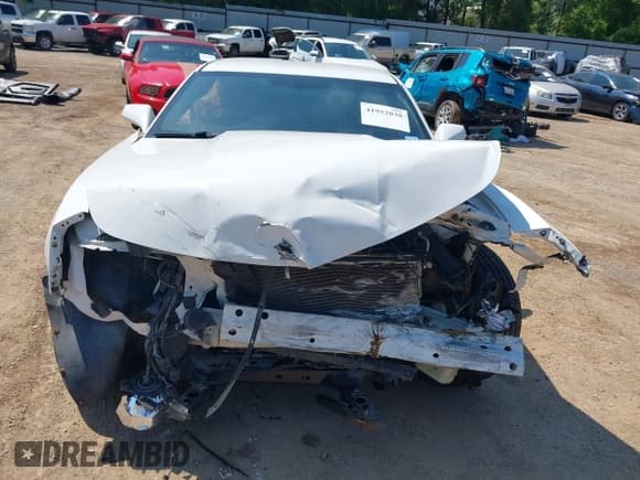 ✅ 2012 Chevrolet Camaro 2LS • VIN: 2G1FA1E3XC9151429 • Lot: 41952038. Wystawiony na IAAI z przebiegiem Nie podano. Bezpłatny archiwum sprzedaży aukcyjnych z USA i szczegółowy raport historii pojazdu na DreamBid. Zdjęcie 12.