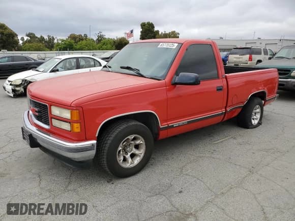 ✅ 1995 GMC Sierra 1500 • VIN: 1GTEC14K0SZ556760 • Lot: 65775125. Wystawiony na Copart z przebiegiem 174 370 mil. Bezpłatny archiwum sprzedaży aukcyjnych z USA i szczegółowy raport historii pojazdu na DreamBid. Zdjęcie 1.