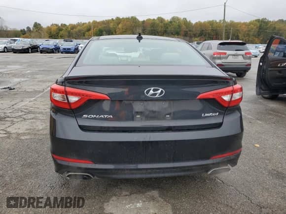 ✅ 2016 Hyundai Sonata Sport • VIN: 5NPE34AF9GH267125 • Lot: 89661705. Listed on Copart with 147,304 mi. Free auction sales archive from the USA and detailed vehicle history report at DreamBid. Image 6.