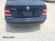 ✅ 2004 Volkswagen Jetta GLS • VIN: 3VWSA69M24M122003 • Lot: 42579150. Listed on IAAI with 181,096 mi. Free auction sales archive from the USA and detailed vehicle history report at DreamBid. Image 6.