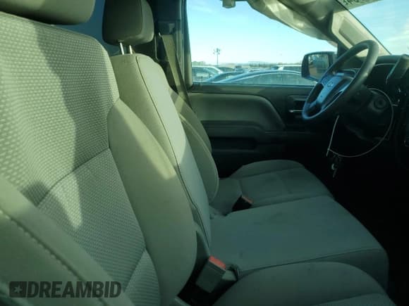 ✅ 2015 Chevrolet Silverado 2500HD Work Truck • VIN: 1GC0CUEG1FZ120723 • Lot: 86566784. Wystawiony na Copart z przebiegiem 206 532 mil. Bezpłatny archiwum sprzedaży aukcyjnych z USA i szczegółowy raport historii pojazdu na DreamBid. Zdjęcie 10.