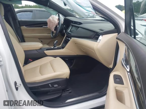 ✅ 2017 Cadillac XT5 FWD • VIN: 1GYKNARS1HZ138586 • Лот: 42951197. Опубликован ранее на IAAI с пробегом 69 129 миль. Бесплатный доступ к архиву аукционных продаж из США и подробный отчёт об истории автомобиля на DreamBid. Изображение 5.