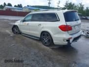 ✅ 2015 Mercedes-Benz GL 550 • VIN: 4JGDF7DE4FA555627 • Лот: 42592068. Опубликован ранее на IAAI с пробегом 153 965 миль. Бесплатный доступ к архиву аукционных продаж из США и подробный отчёт об истории автомобиля на DreamBid. Изображение 3.