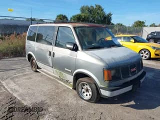✅ 1989 GMC Safari • VIN: 1GKDM15Z3KB528890 • Лот: 43849767. Опубликован ранее на IAAI с пробегом 160 912 миль. Бесплатный доступ к архиву аукционных продаж из США и подробный отчёт об истории автомобиля на DreamBid. Изображение 1.