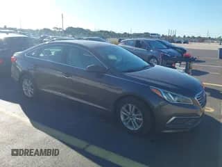 2017 Hyundai Sonata SE with VIN 5NPE24AF4HH445754, listed as a IAAI auction lot 43460167 with 29,533 mi miles and . Bid and sale history available at DreamBid. Image 1.