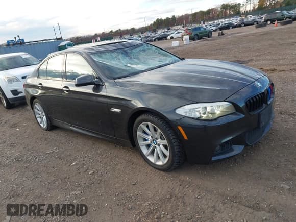 ✅ 2013 BMW 5 Series 535i xDrive • VIN: WBAFU7C56DDU73332 • Lot: 43729448. Listed on IAAI with 92,283 mi. Free auction sales archive from the USA and detailed vehicle history report at DreamBid. Image 1.