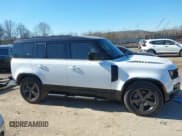 ✅ 2024 Land Rover Defender X-Dynamic SE • VIN: SALE27EU9R2302644 • Lot: 41344698. Listed on IAAI with 12,688 mi. Free auction sales archive from the USA and detailed vehicle history report at DreamBid. Image 13.