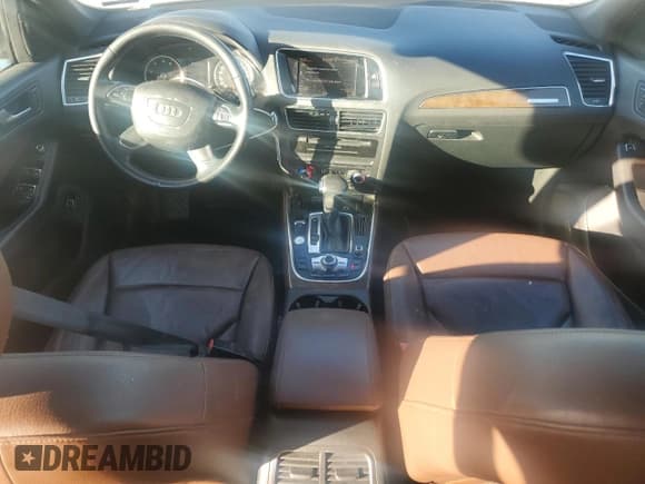 ✅ 2015 Audi Q5 Premium Plus • VIN: WA1LFAFP1FA029090 • Lot: 86642385. Listed on Copart with 173,707 mi. Free auction sales archive from the USA and detailed vehicle history report at DreamBid. Image 8.