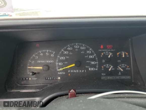 ✅ 1999 GMC Suburban • VIN: 3GKGK26J7XG537043 • Lot: 44683575. Wystawiony na Copart z przebiegiem 196 124 mil. Bezpłatny archiwum sprzedaży aukcyjnych z USA i szczegółowy raport historii pojazdu na DreamBid. Zdjęcie 9.