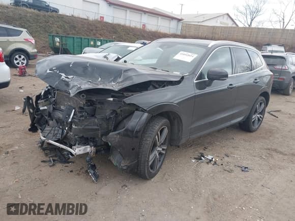 ✅ 2019 Volvo XC60 Momentum • VIN: LYV102RK3KB238662 • Lot: 41052024. Listed on IAAI with 58,673 mi. Free auction sales archive from the USA and detailed vehicle history report at DreamBid. Image 2.