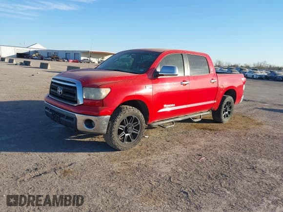 ✅ 2010 Toyota Tundra • VIN: 5TFEY5F13AX093505 • Lot: 41816261. Wystawiony na IAAI z przebiegiem Nie podano. Bezpłatny archiwum sprzedaży aukcyjnych z USA i szczegółowy raport historii pojazdu na DreamBid. Zdjęcie 2.