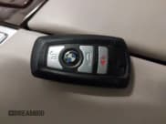 ✅ 2014 BMW 5 Series 550i xDrive • VIN: WBAKP9C5XED692748 • Лот: 41498393. Опубликован ранее на IAAI с пробегом 69 542 миль. Бесплатный доступ к архиву аукционных продаж из США и подробный отчёт об истории автомобиля на DreamBid. Изображение 11.