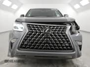 ✅ 2023 Lexus GX 460 Premium • VIN: JTJAM7BX3P5375547 • Lot: 85304605. Wystawiony na Copart z przebiegiem 9 957 mil. Bezpłatny archiwum sprzedaży aukcyjnych z USA i szczegółowy raport historii pojazdu na DreamBid. Zdjęcie 5.