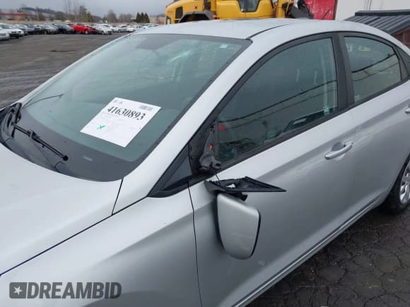 ✅ 2020 Hyundai Accent SE • VIN: 3KPC24A60LE114285 • Лот: 41630893. Опубликован ранее на IAAI с пробегом 68 941 миль. Бесплатный доступ к архиву аукционных продаж из США и подробный отчёт об истории автомобиля на DreamBid. Изображение 6.