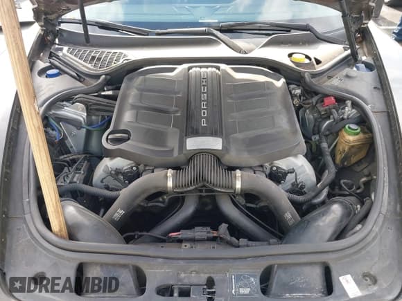 ✅ 2014 Porsche Panamera S • VIN: WP0AB2A75EL056107 • Lot: 42619685. Wystawiony na IAAI z przebiegiem 143 574 mil. Bezpłatny archiwum sprzedaży aukcyjnych z USA i szczegółowy raport historii pojazdu na DreamBid. Zdjęcie 10.