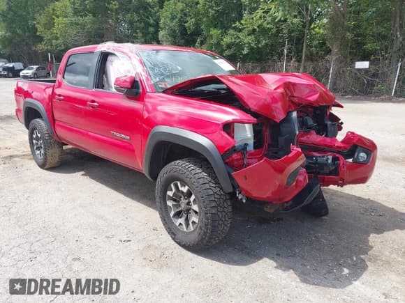 ✅ 2017 Toyota Tacoma SR5 • VIN: 3TMCZ5ANXHM118561 • Lot: 43051738. Listed on IAAI with 76,645 mi. Free auction sales archive from the USA and detailed vehicle history report at DreamBid. Image 1.