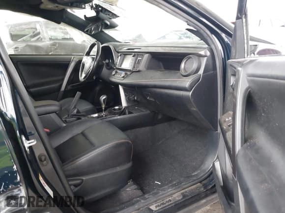 ✅ 2018 Toyota RAV4 Hybrid SE • VIN: JTMJJREV1JD255907 • Лот: 43074509. Опубликован ранее на IAAI с пробегом 70 728 миль. Бесплатный доступ к архиву аукционных продаж из США и подробный отчёт об истории автомобиля на DreamBid. Изображение 5.