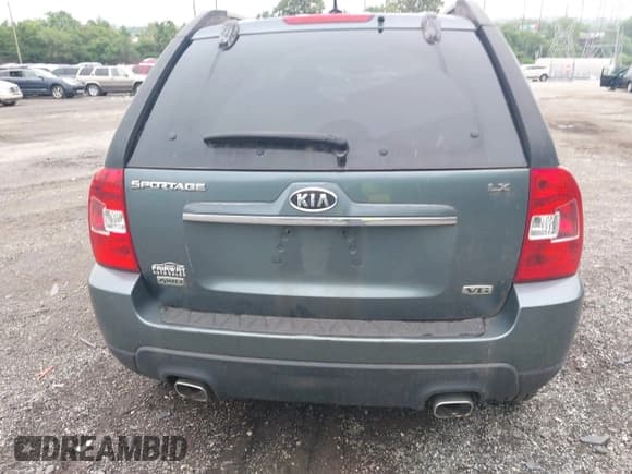 ✅ 2009 Kia Sportage LX • VIN: KNDJE723897629824 • Lot: 42502062. Wystawiony na IAAI z przebiegiem 187 162 mil. Bezpłatny archiwum sprzedaży aukcyjnych z USA i szczegółowy raport historii pojazdu na DreamBid. Zdjęcie 16.