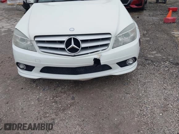 ✅ 2010 Mercedes-Benz C 300 Sport • VIN: WDDGF5EB8AR098086 • Lot: 43782977. Listed on IAAI with Not provided. Free auction sales archive from the USA and detailed vehicle history report at DreamBid. Image 6.