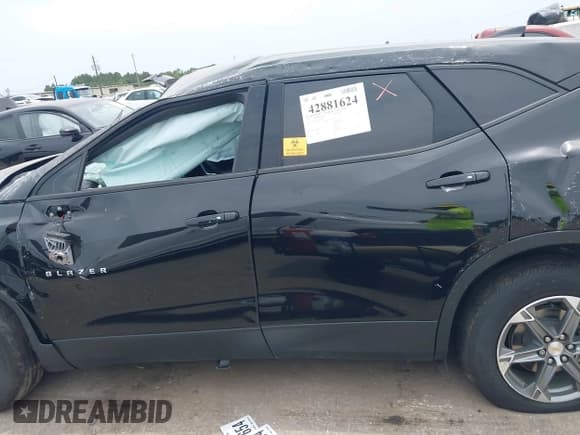 ✅ 2023 Chevrolet Blazer LT • VIN: 3GNKBCR45PS120266 • Lot: 42881624. Listed on IAAI with Not provided. Free auction sales archive from the USA and detailed vehicle history report at DreamBid. Image 13.