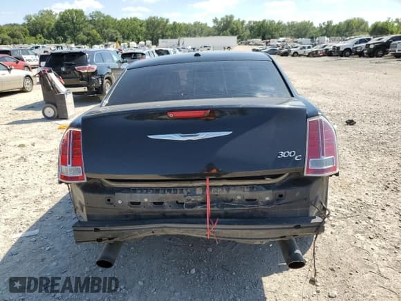 ✅ 2013 Chrysler 300 C • VIN: 2C3CCAET7DH666260 • Лот: 68912145. Опубликован ранее на Copart с пробегом 115 633 миль. Бесплатный доступ к архиву аукционных продаж из США и подробный отчёт об истории автомобиля на DreamBid. Изображение 6.