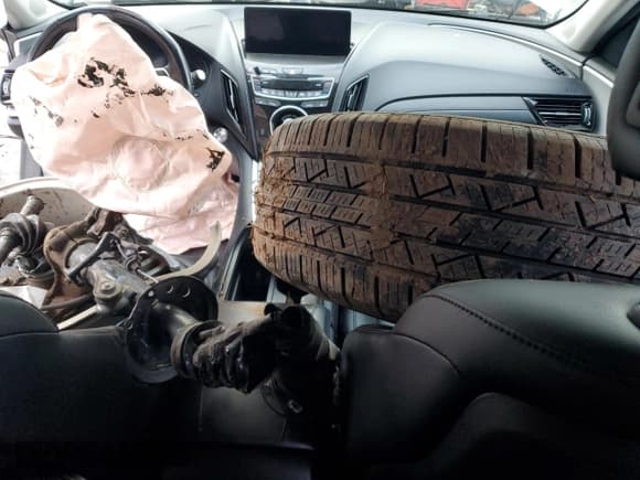 ✅ 2020 Acura RDX • VIN: 5J8TC2H34LL009755 • Lot: 92579125. Listed on Copart with Not provided. Free auction sales archive from the USA and detailed vehicle history report at DreamBid. Image 8.