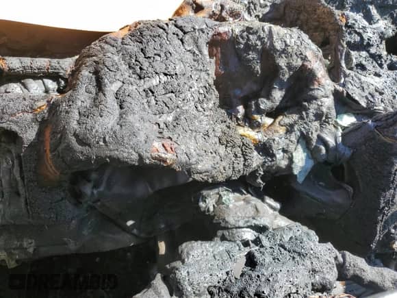 2015 Subaru Forester Premium с VIN JF2SJADC1FG598455, выставлен на аукционе Copart как лот 84889255 с пробегом Не указан миль и Списание • Salvage title. История ставок и продаж доступна на DreamBid. Изображение 9.