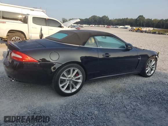 ✅ 2010 Jaguar XK XKR • VIN: SAJWA4ECXAMB35230 • Lot: 70893904. Listed on Copart with 23,209 mi. Free auction sales archive from the USA and detailed vehicle history report at DreamBid. Image 3.
