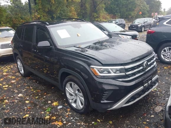 ✅ 2021 Volkswagen Atlas SE • VIN: 1V2KR2CA0MC577077 • Lot: 43396769. Listed on IAAI with 55,066 mi. Free auction sales archive from the USA and detailed vehicle history report at DreamBid. Image 1.
