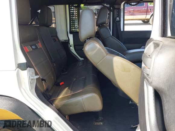 ✅ 2011 Jeep Wrangler Unlimited 70th Anniversary • VIN: 1J4BA7H16BL590809 • Лот: 42706567. Опубликован ранее на IAAI с пробегом 125 703 миль. Бесплатный доступ к архиву аукционных продаж из США и подробный отчёт об истории автомобиля на DreamBid. Изображение 8.