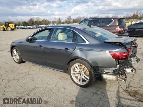 ✅ 2024 Audi A4 S line Premium Plus • VIN: WAUEAAF48RN000988 • Lot: 90682515. Wystawiony na Copart z przebiegiem Nie podano. Bezpłatny archiwum sprzedaży aukcyjnych z USA i szczegółowy raport historii pojazdu na DreamBid. Zdjęcie 2.