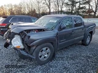 ✅ 2015 Toyota Tacoma • VIN: 3TMLU4EN9FM196765 • Лот: 95358835. Опубликован ранее на Copart с пробегом Не указан. Бесплатный доступ к архиву аукционных продаж из США и подробный отчёт об истории автомобиля на DreamBid. Изображение 1.