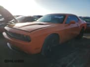 ✅ 2014 Dodge Challenger SXT • VIN: 2C3CDYAG4EH180148 • Лот: 77938414. Опубликован ранее на Copart с пробегом 115 222 миль. Бесплатный доступ к архиву аукционных продаж из США и подробный отчёт об истории автомобиля на DreamBid. Изображение 1.